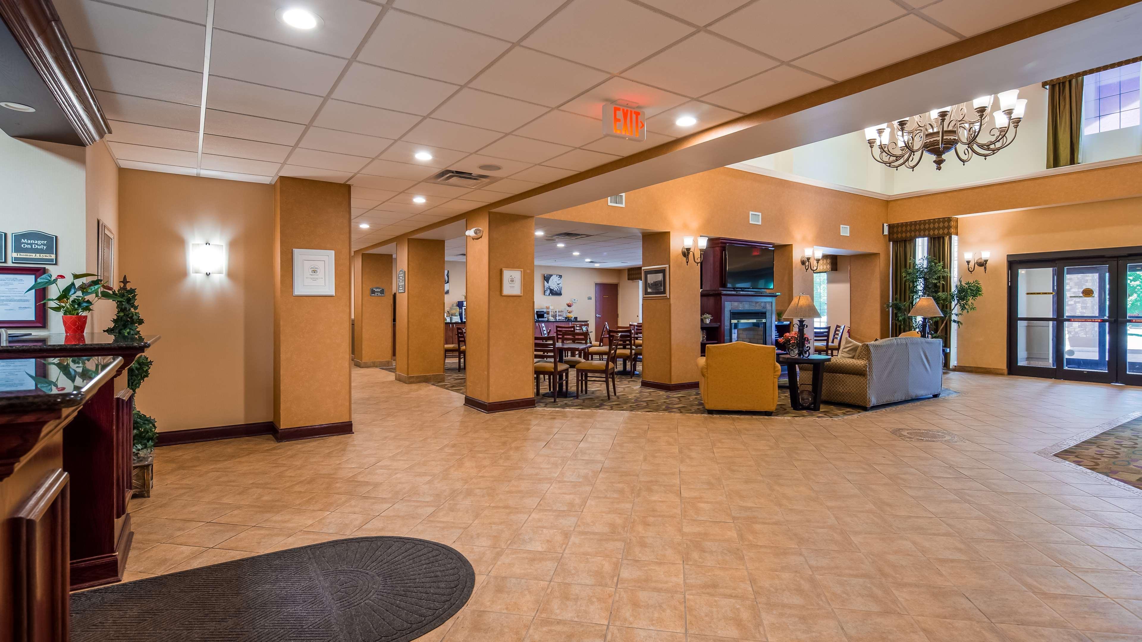 Best Western Plus Victor Inn & Suites Exteriér fotografie