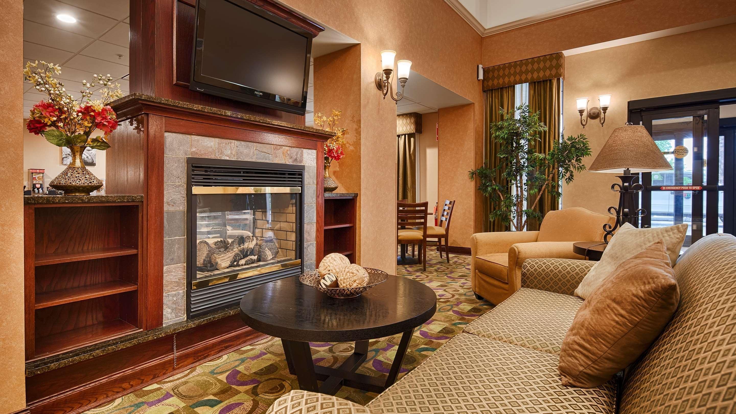 Best Western Plus Victor Inn & Suites Exteriér fotografie
