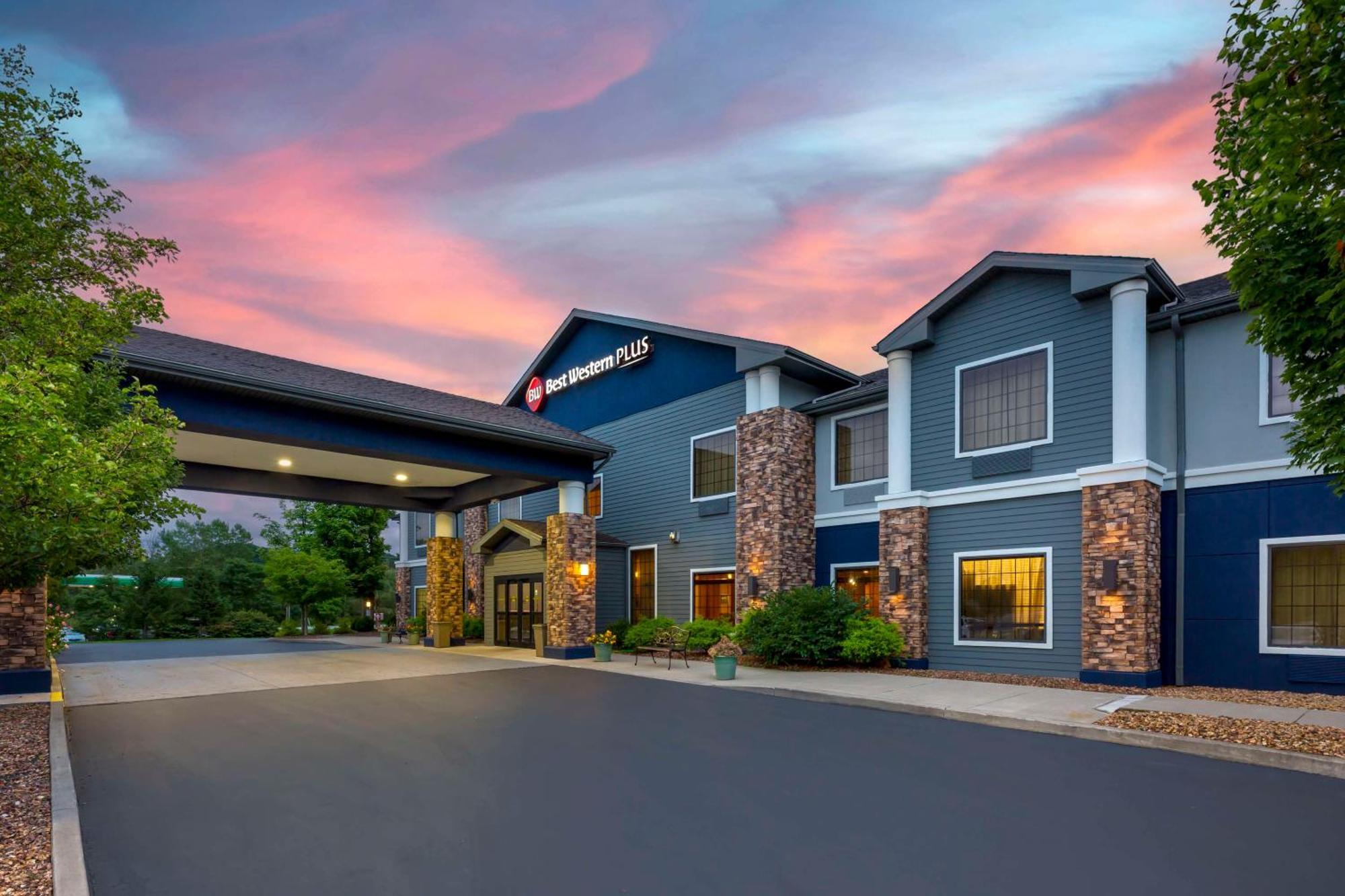 Best Western Plus Victor Inn & Suites Exteriér fotografie